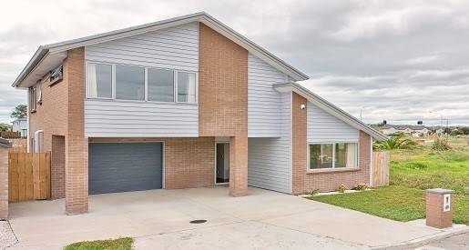 Modern 4-Bedroom Family Home with Large Deck & Convenient Location
