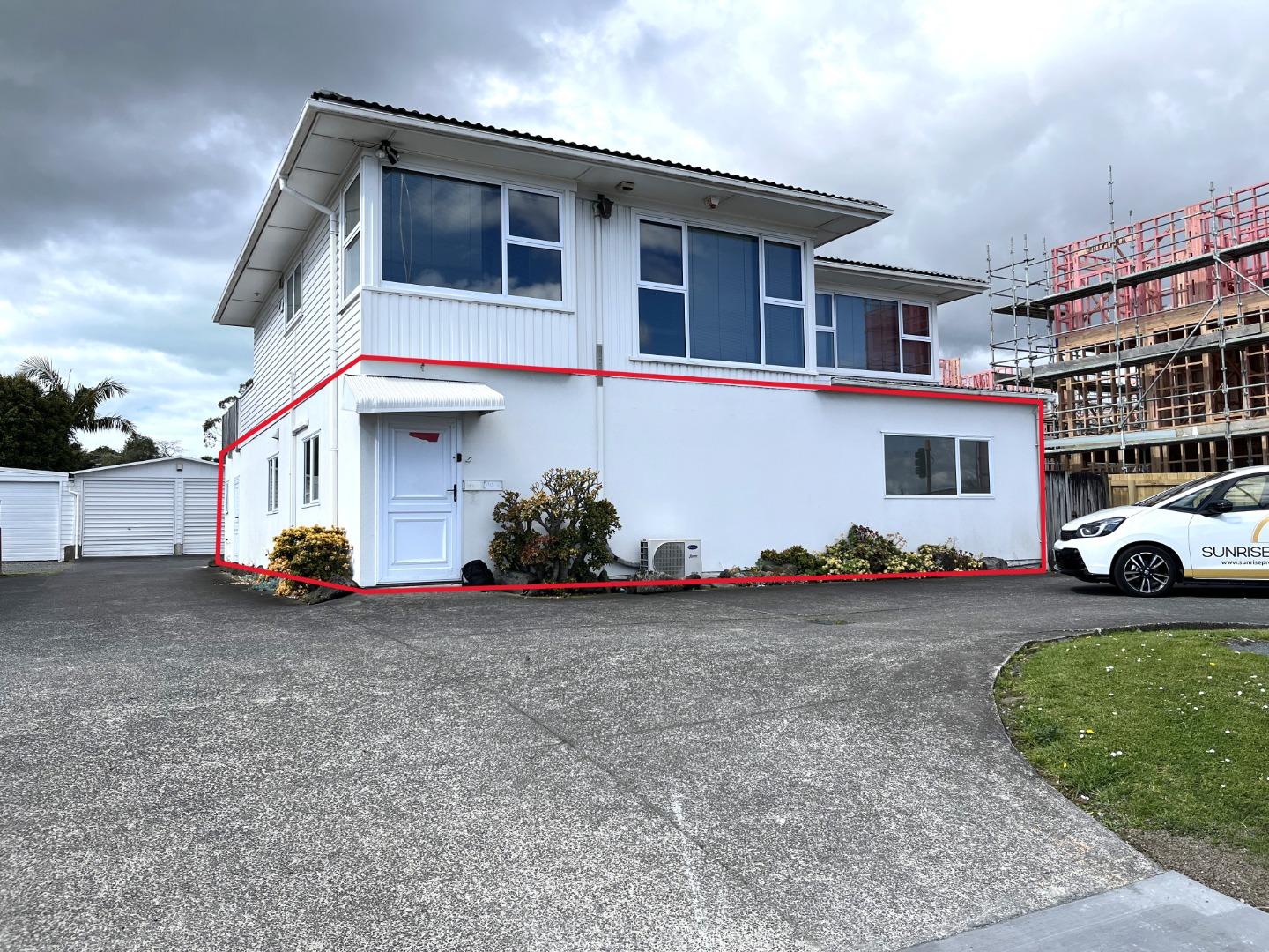 Spacious 4-Bedroom Lower-Level Home on Ti Rakau Drive, Pakuranga