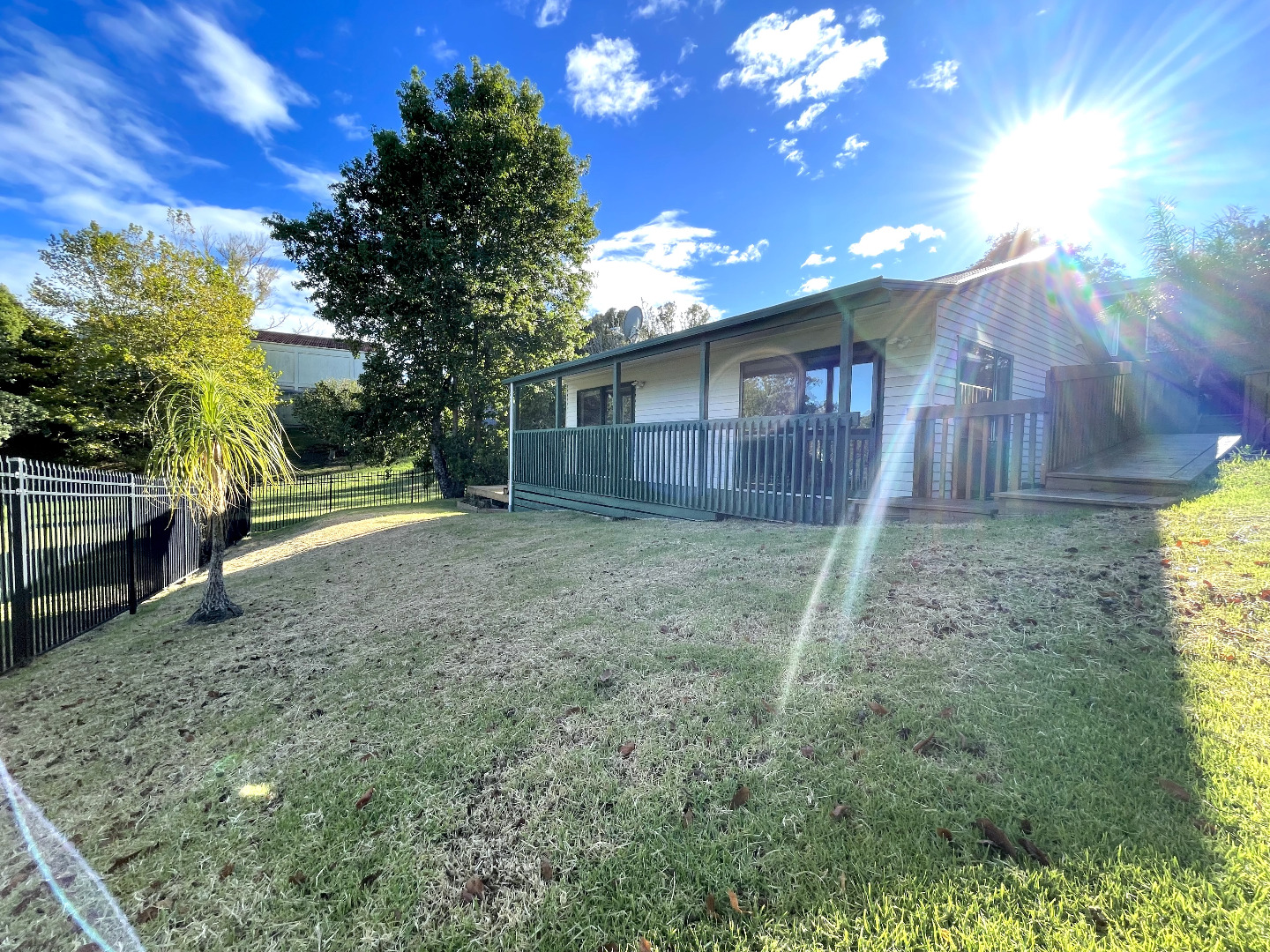 Modern & Private 1-Bedroom Granny Flat in Highland Park